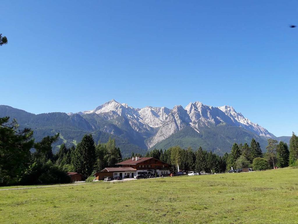 Gasthof Zum Rassen Garmisch-Partenkirchen Exterior photo
